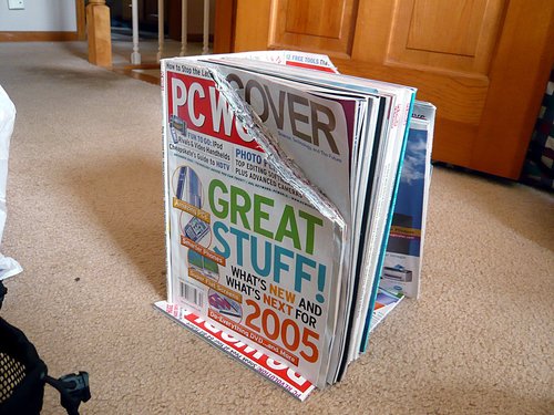 Magazine Holder Made out of magazines holding magazines