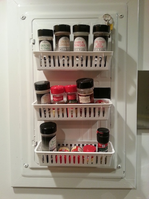 Cheap magnetic spice rack